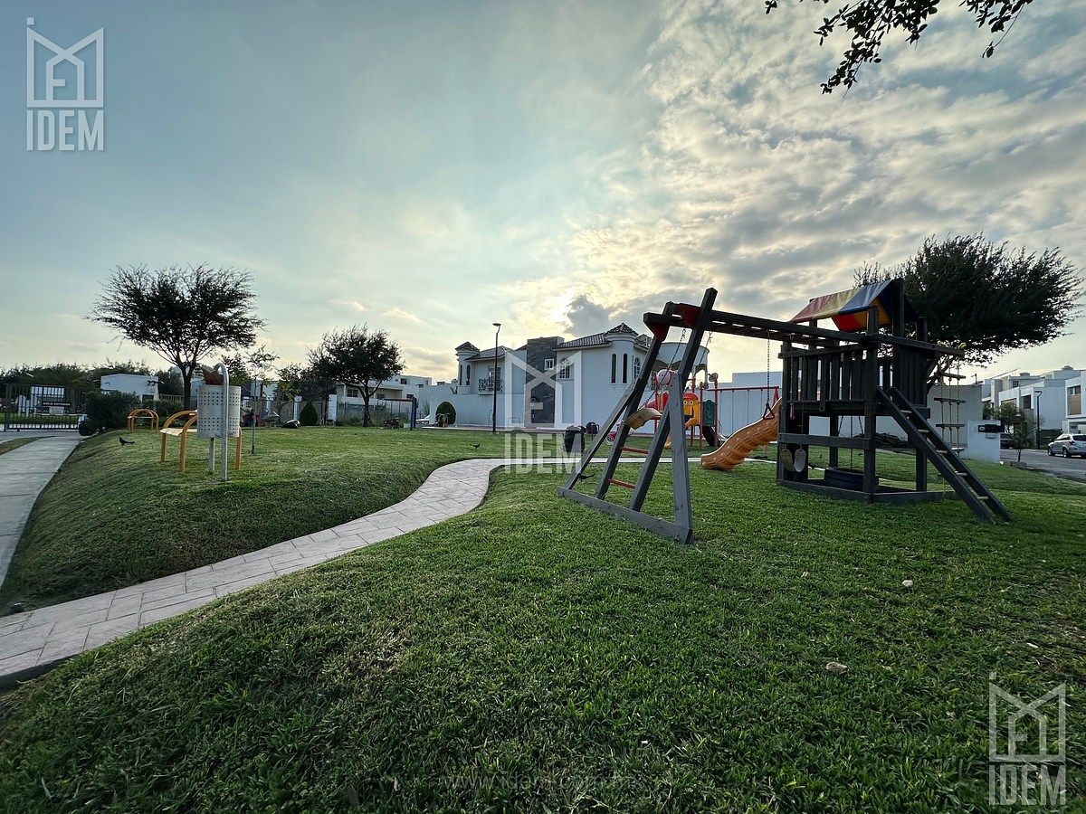 Casa em La Encomienda, General Escobedo, foto 22 de 23