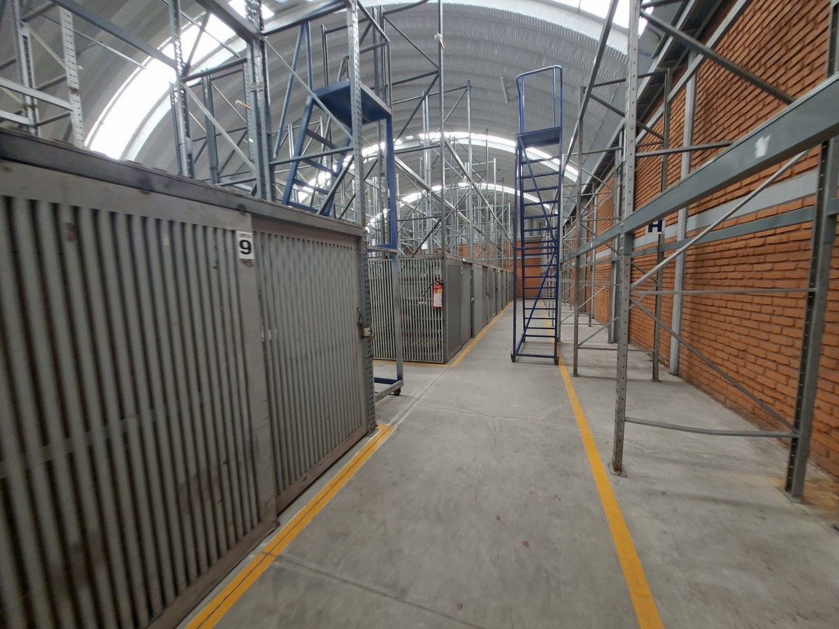 Commercial Storage Unit in La Laguna Ticomán, Gustavo A. Madero, photo 3 of 7