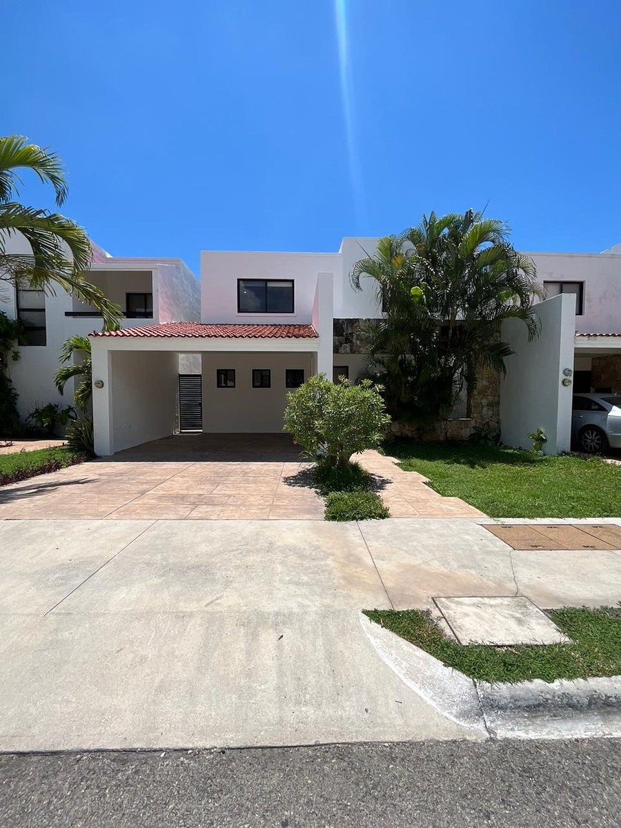 Casa en RENTA en Merida, Yucatan en Santa Gertrudis Copo en Privada, foto 1 de 48