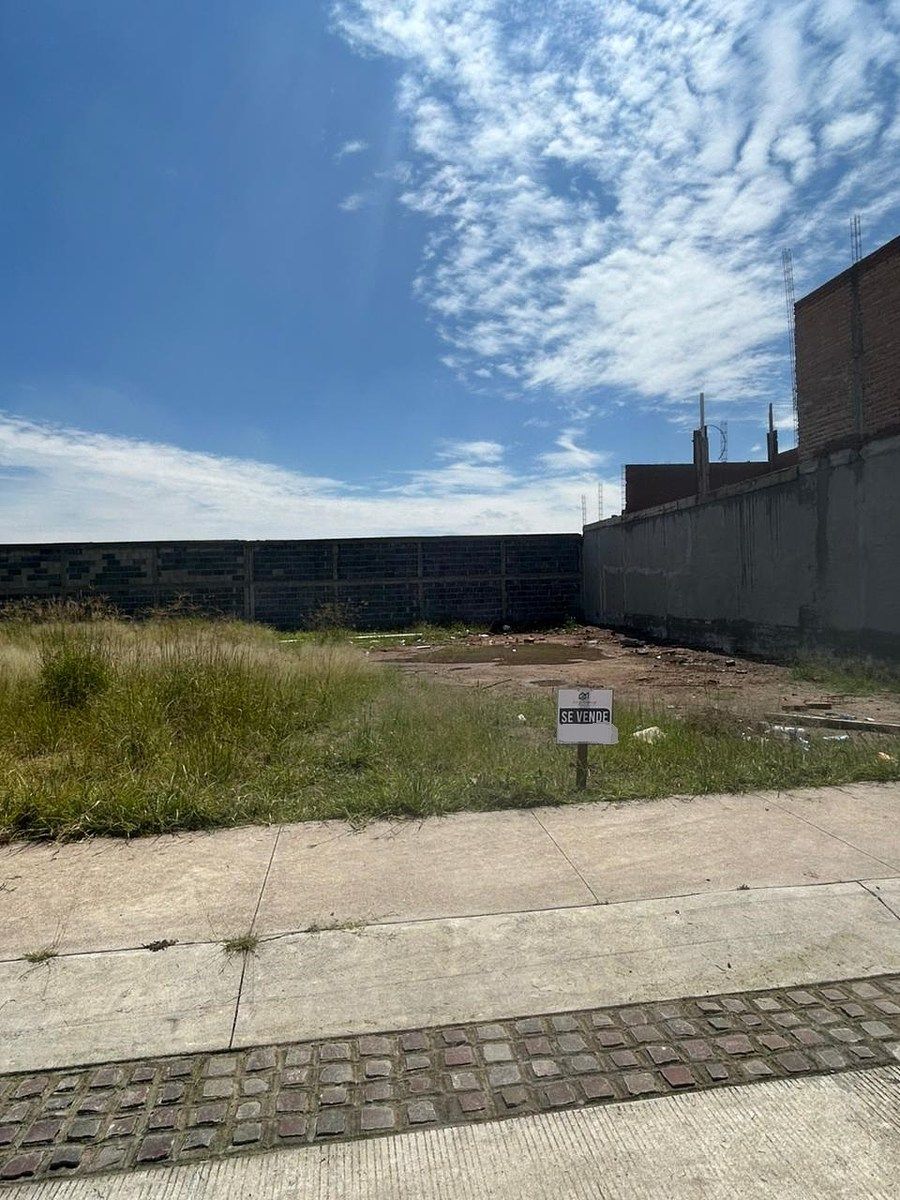 TERRENO À VENDA EM PUNTA ARENA, foto 1 de 8