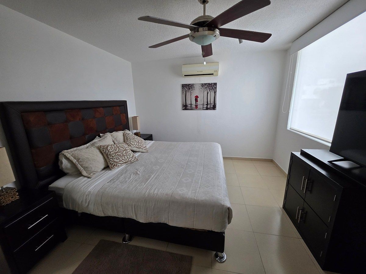 Casa en condominio en Juriquilla Santa Fe, Querétaro, foto 12 de 19