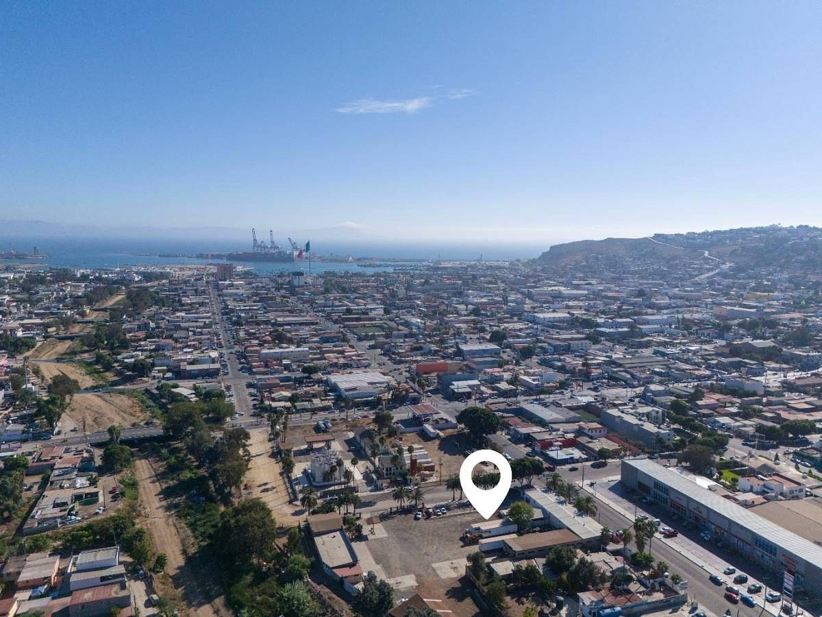 Commercial Storage Unit in Sección Primera, Ensenada, photo 5 of 5