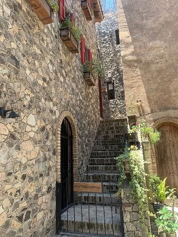 Apartamento no centro de Valquirico com garagem, 2 níveis, 3 quartos, foto 1 de 46