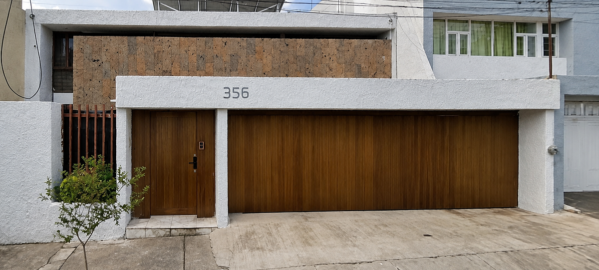 SALE HOUSE IN ALTAMIRA IDEAL FOR VERTICAL DEVELOPMENT OR REMODELING - foto 1