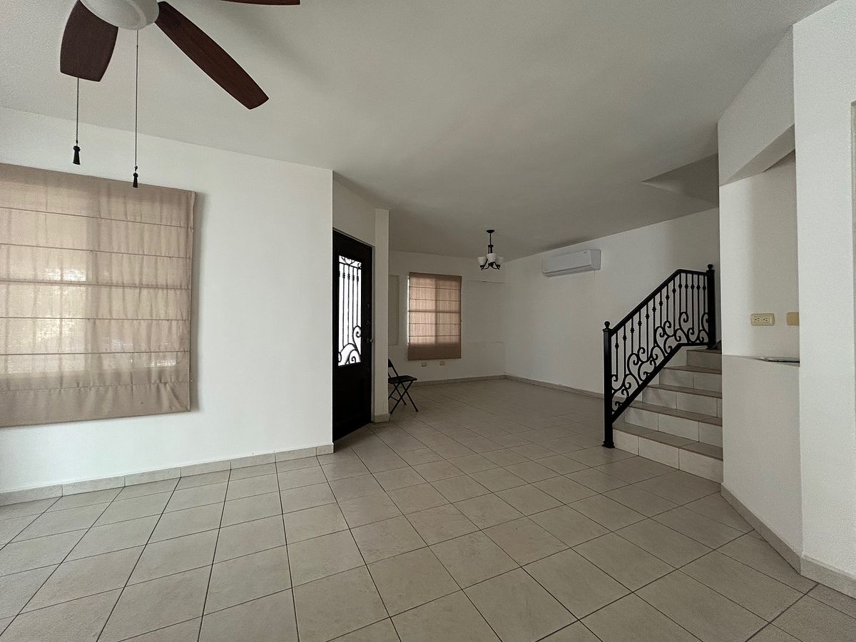 Casa em Bosques de Lindavista Sector Diamante, San Nicolás de los Garza, foto 6 de 39