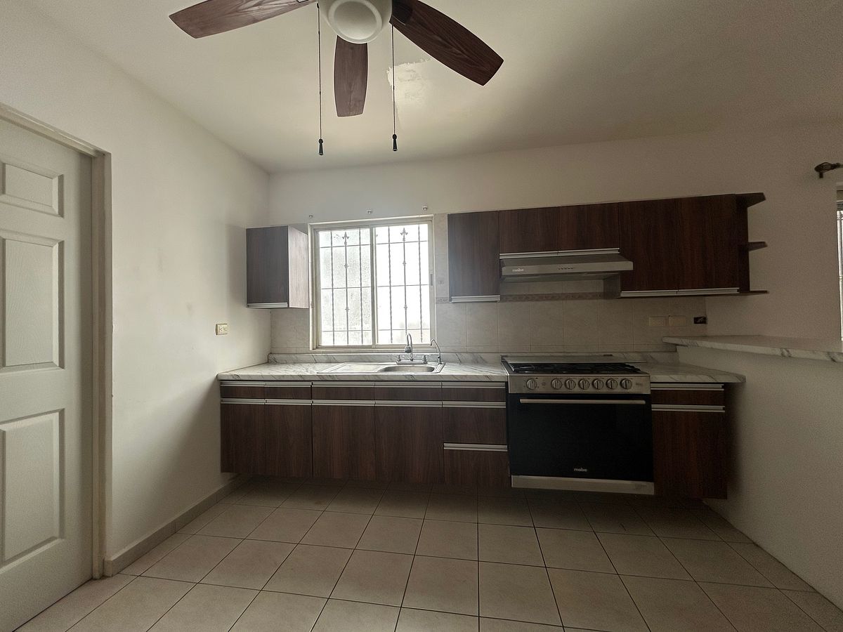 Casa em Bosques de Lindavista Sector Diamante, San Nicolás de los Garza, foto 15 de 39