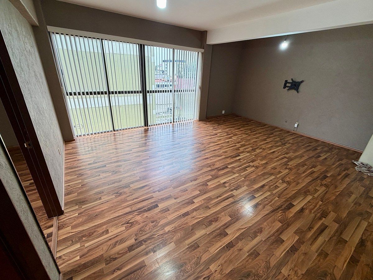 APARTMENT FOR SALE VENUSTIANO CARRANZA 2 BEDROOMS, photo 1 of 16