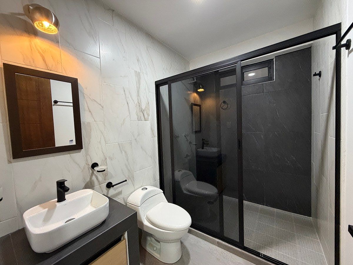 Baño completo, foto 12 de 18