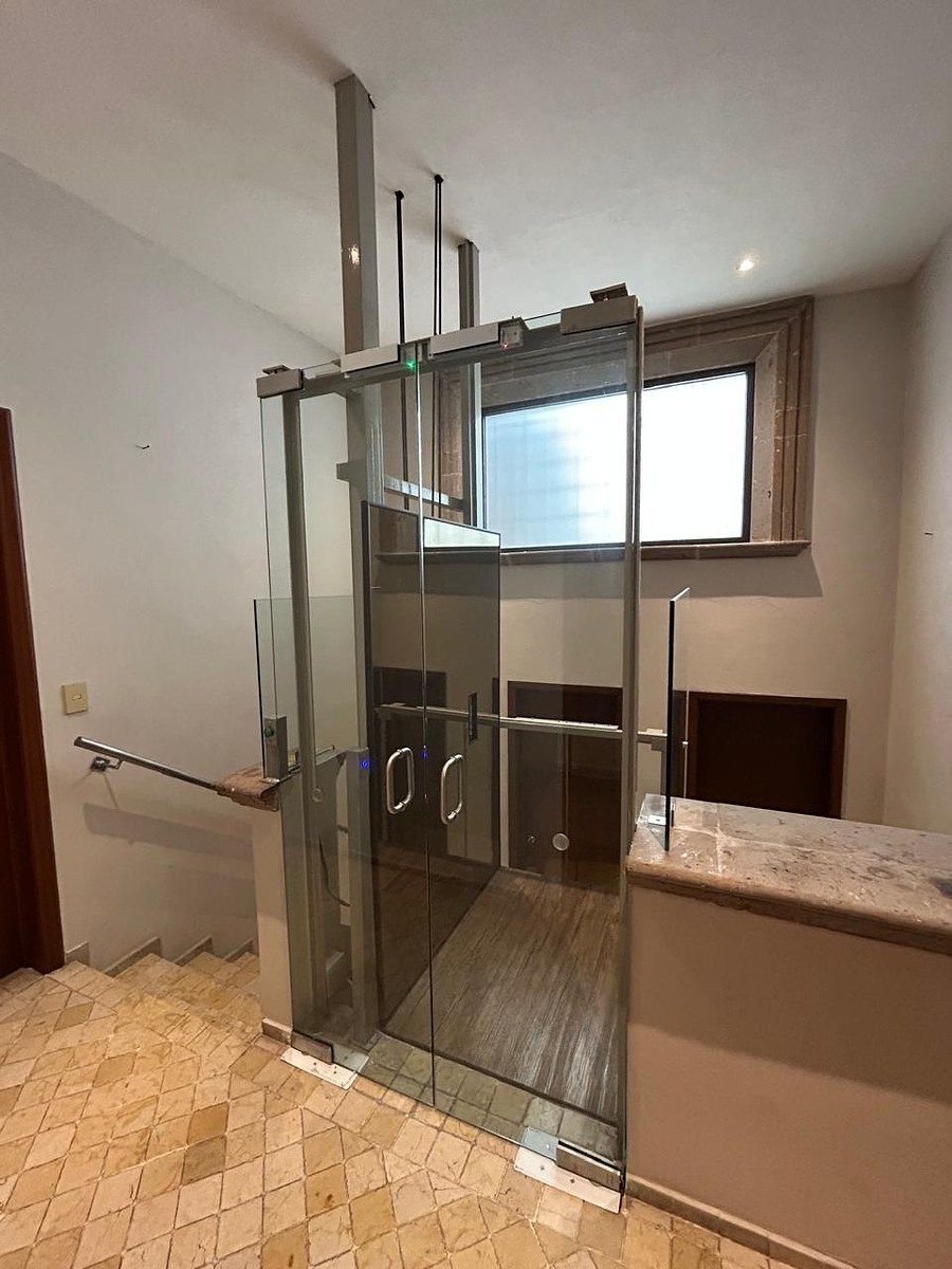 House with Commercial Use in Fuentes del Pedregal, Tlalpan, photo 11 of 41