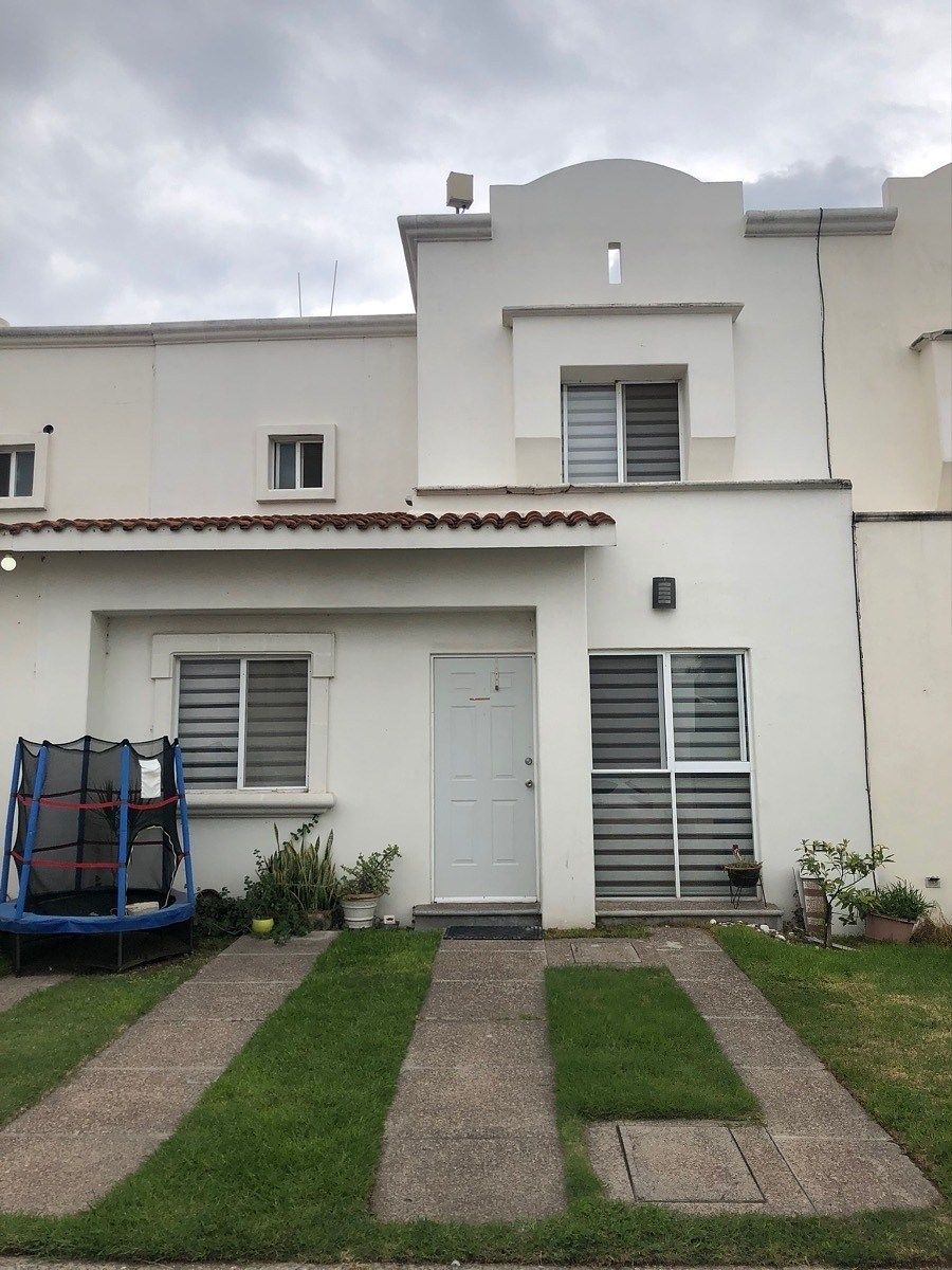 CASA EN VENTA EN VILLA SUR, foto 1 de 19