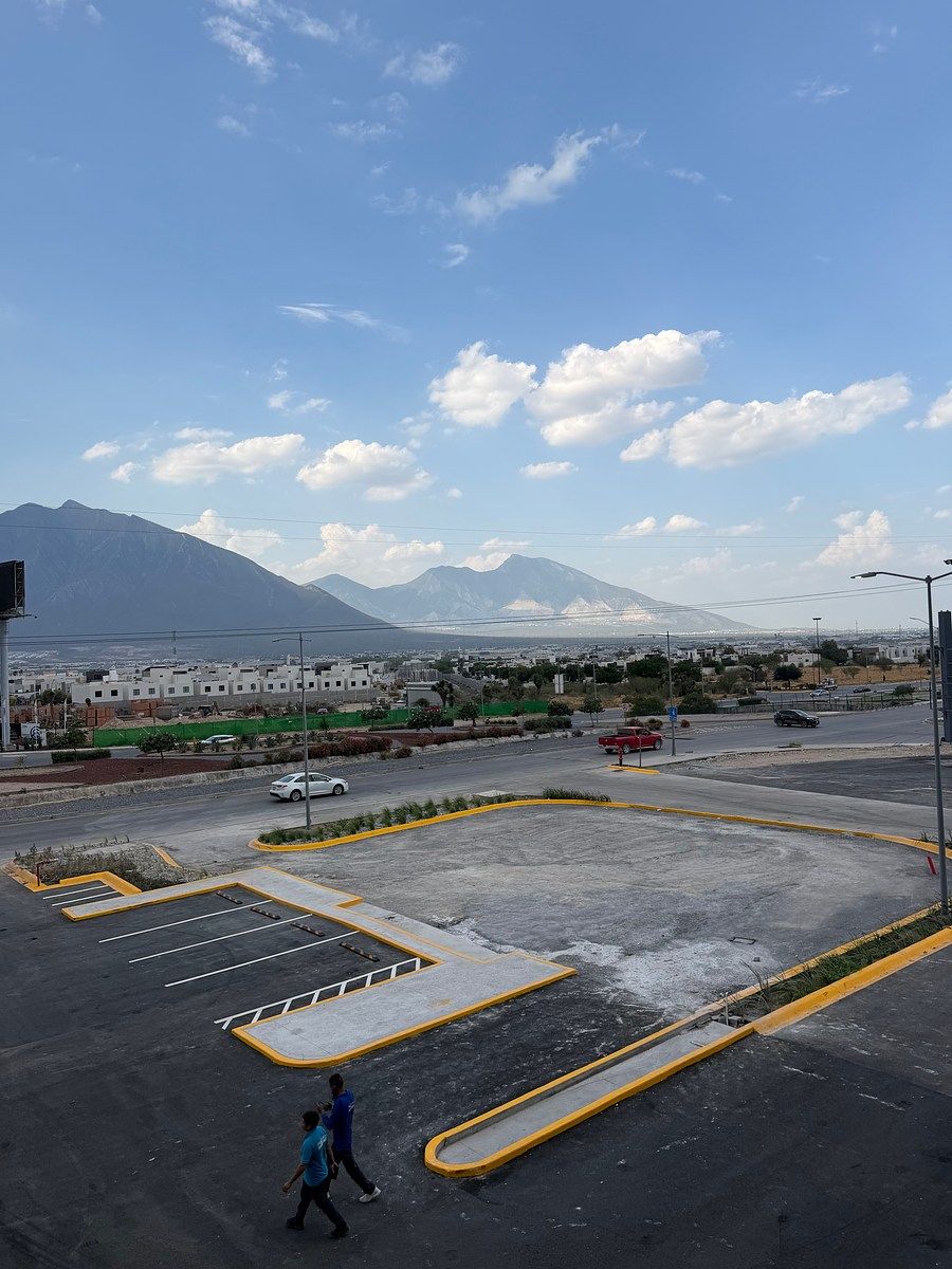 Local em Dominio Cumbres, García, foto 6 de 14
