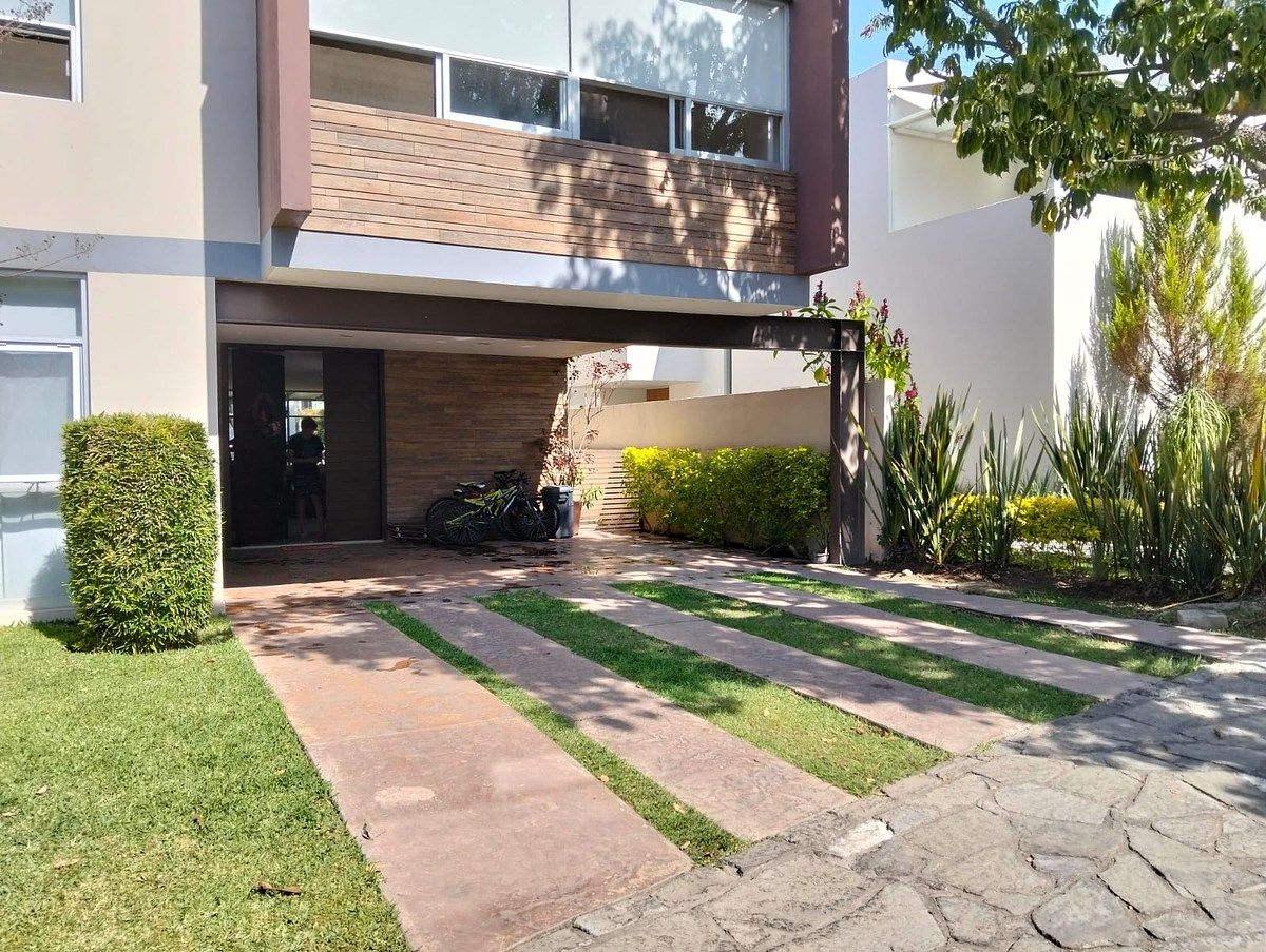 Casa em Valle Real, Zapopan, foto 2 de 29