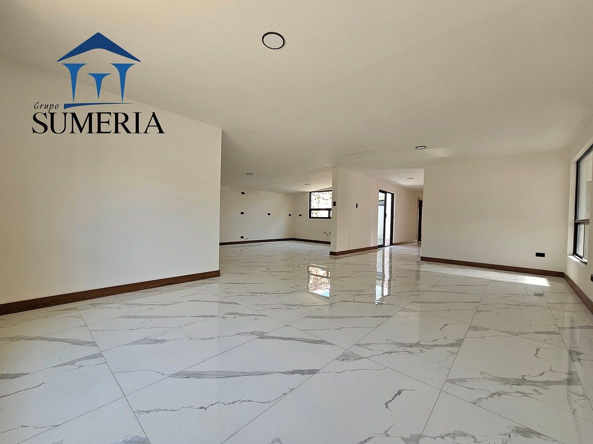 House with Commercial Use in Parques de San Felipe, Chihuahua, photo 5 of 17