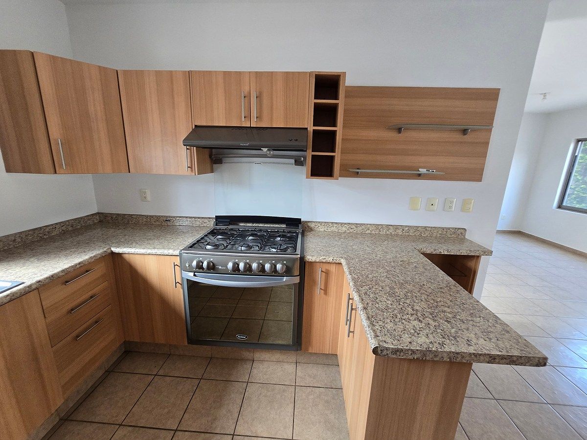 Casa em Villa California, Tlajomulco de Zúñiga, foto 5 de 26