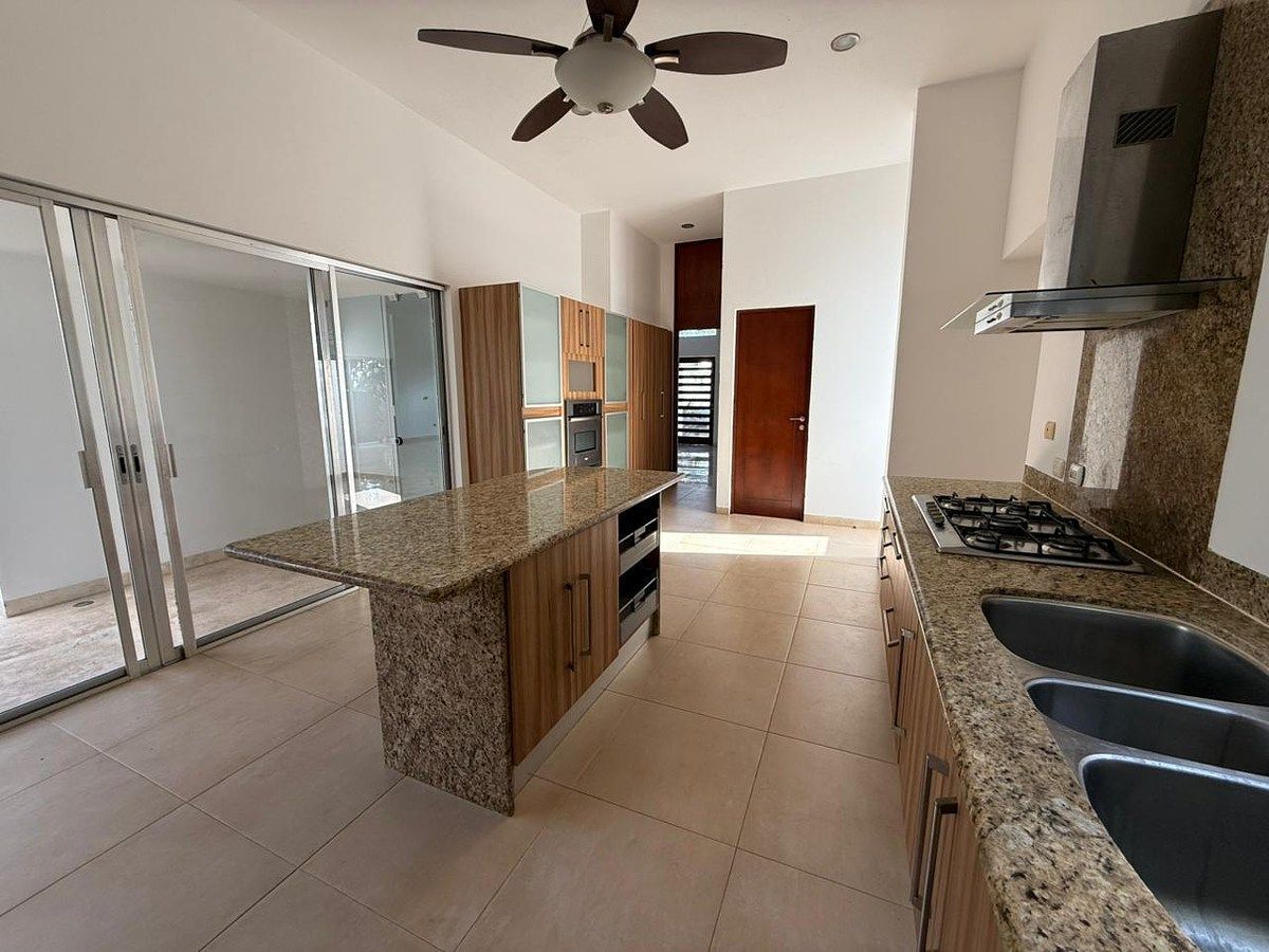 Casa em La Ceiba, Mérida, foto 4 de 16