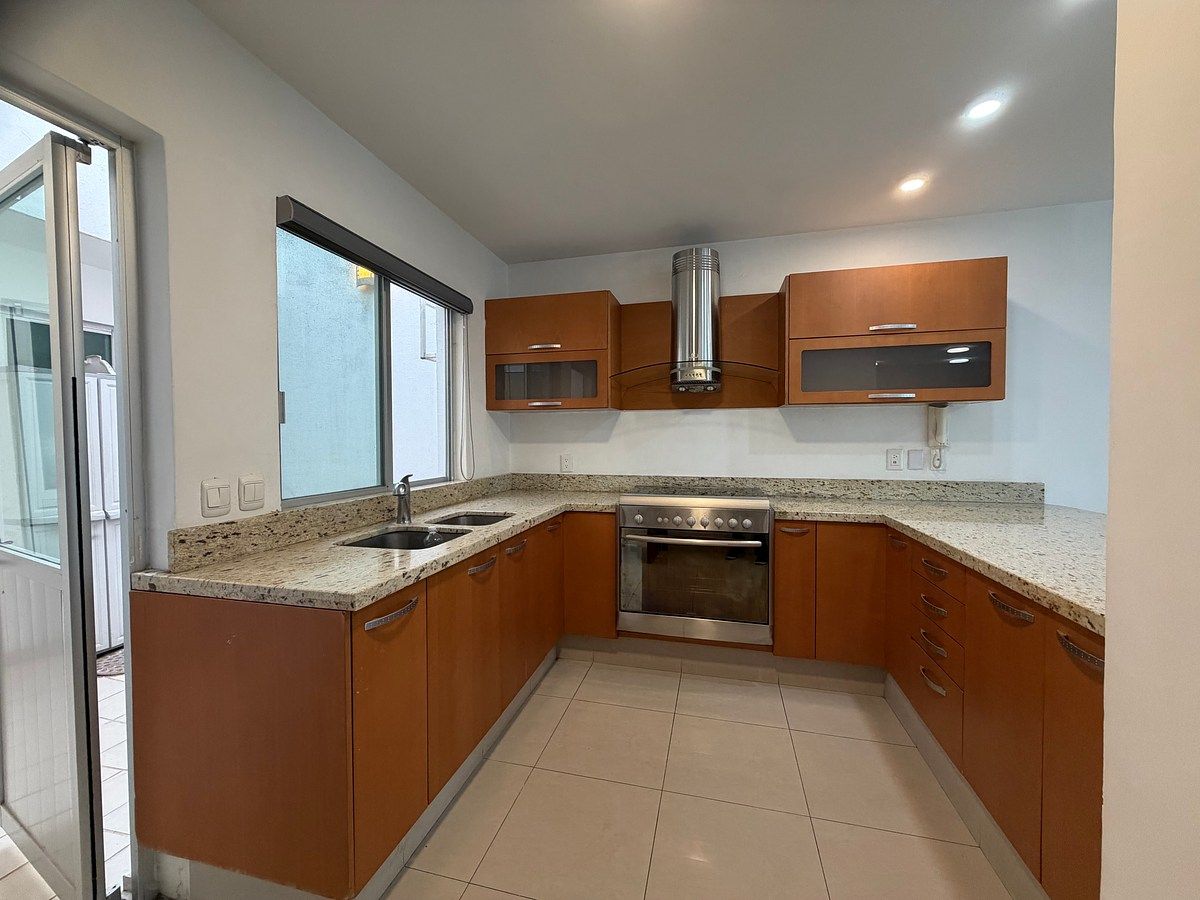 House in Gated Community in Bosques Santa Anita, Tlajomulco de Zúñiga, photo 13 of 29