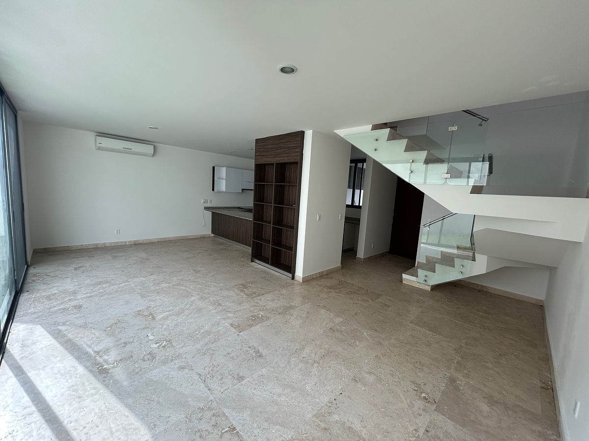 House in Gated Community in San Juan de Ocotan, Zapopan, photo 2 of 12