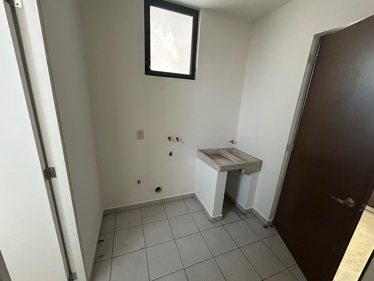 House in Gated Community in San Juan de Ocotan, Zapopan, photo 6 of 12