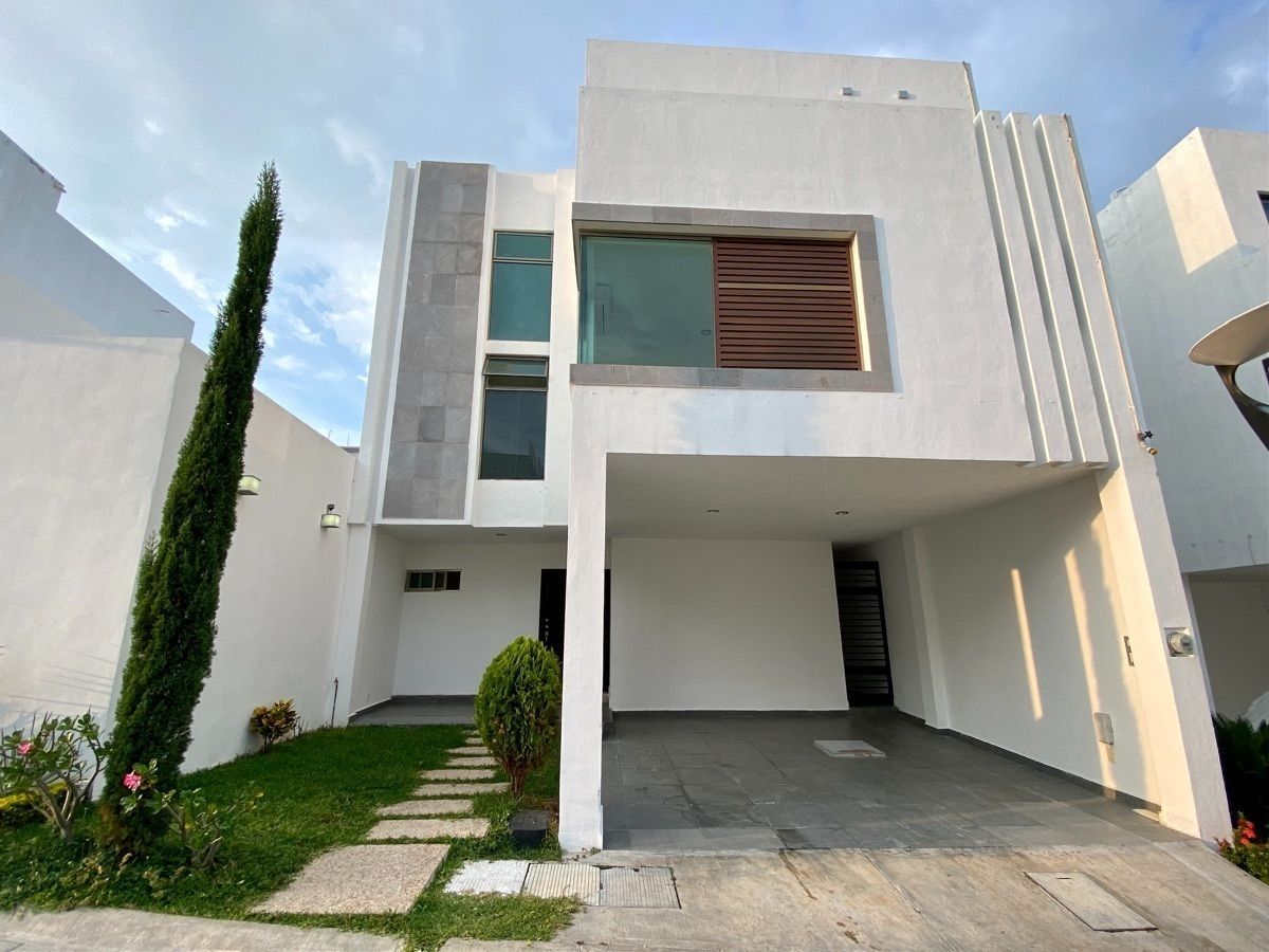 Casa en Jardines de Mactumatza, Tuxtla Gutiérrez, foto 2 de 26