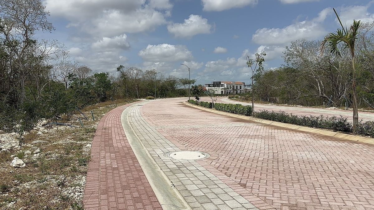 Lot in Chuburna de Hidalgo, Mérida, photo 5 of 23