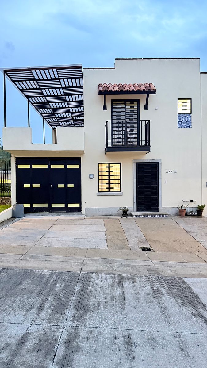 Casa reformada em Alta Califórnia | Pronta para desfrutar, foto 1 de 21