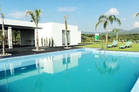 Terrenos Habitacionales en Venta en Grand Juriquilla Queretaro cerca del Lago