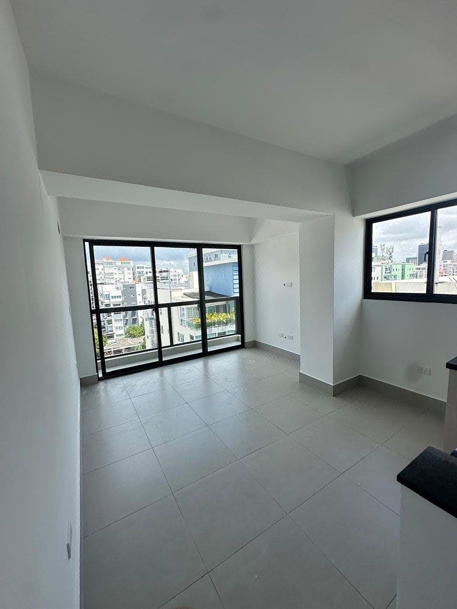 Sala/ comedor, foto 1 de 17