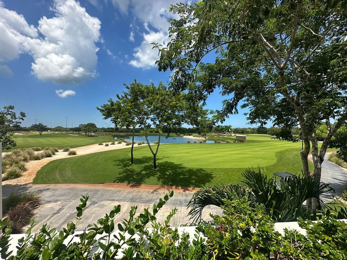 TERRENO RESIDENCIAL À VENDA | PROVÍNCIA DO CLUBE DE GOLFE | MÉRIDA, YUCATÁN, foto 1 de 14