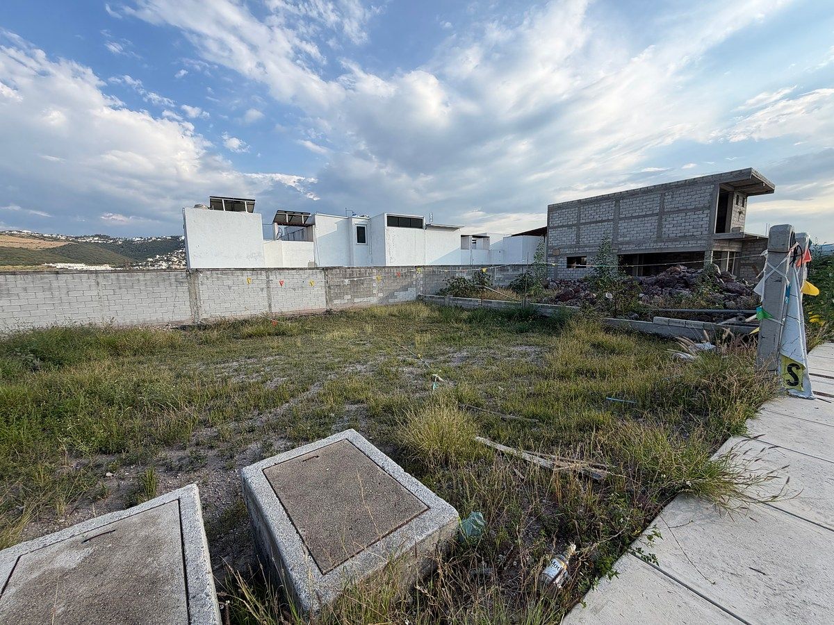 Lote em Colinas del Santuario, Corregidora, foto 2 de 9