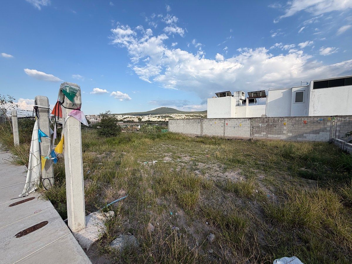 Terreno à venda em Colinas Del Santuario Corregidora Querétaro, foto 1 de 9