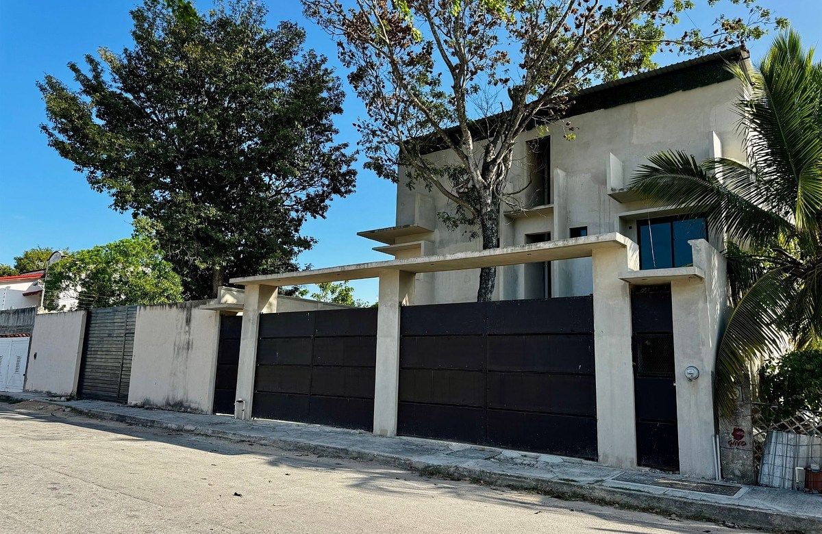 Edificio 12 estudios de 45 m2 cada uno, en obra gris, en venta, foto 1 de 21