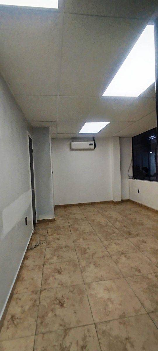 Oficina en El Paraíso, Tijuana, foto 8 de 16