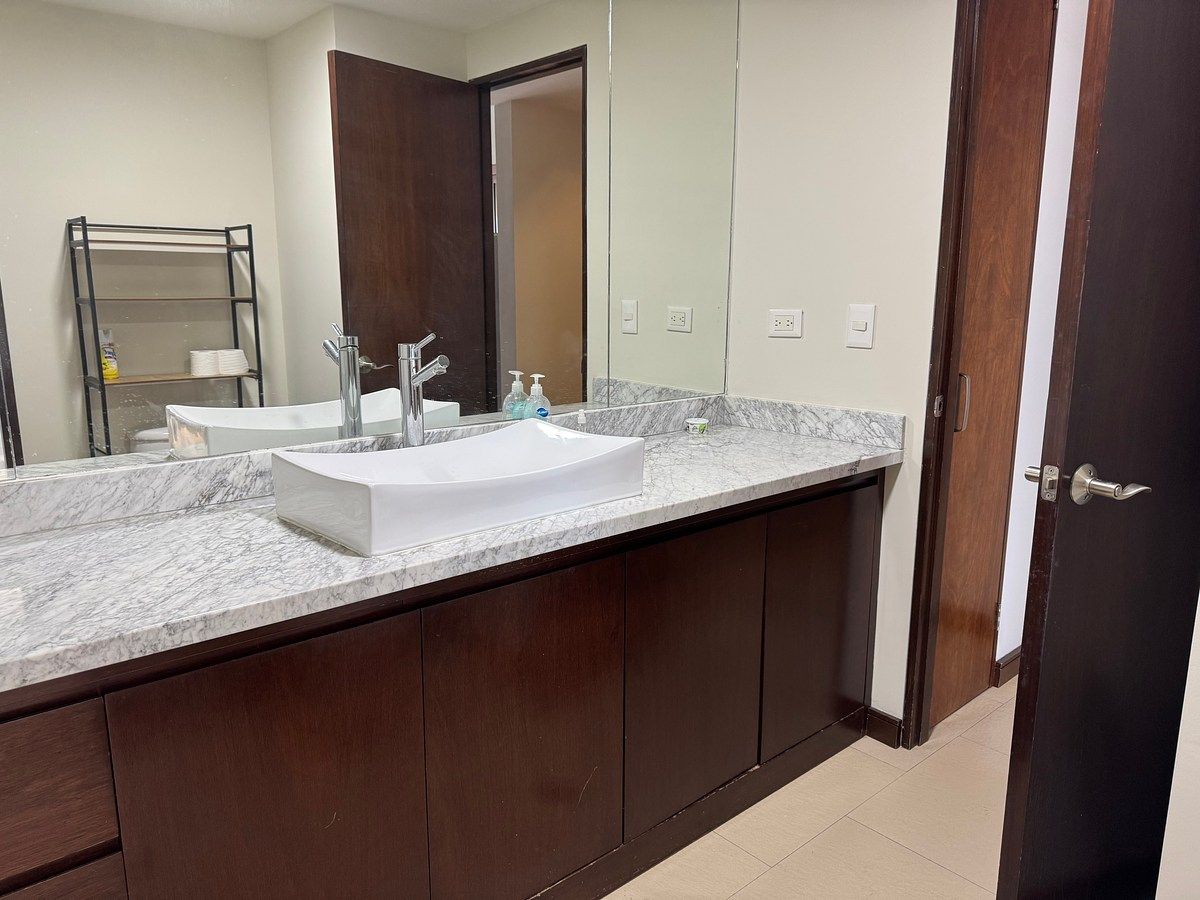 Apartment in Jardines del Paseo, Monterrey, photo 11 of 16