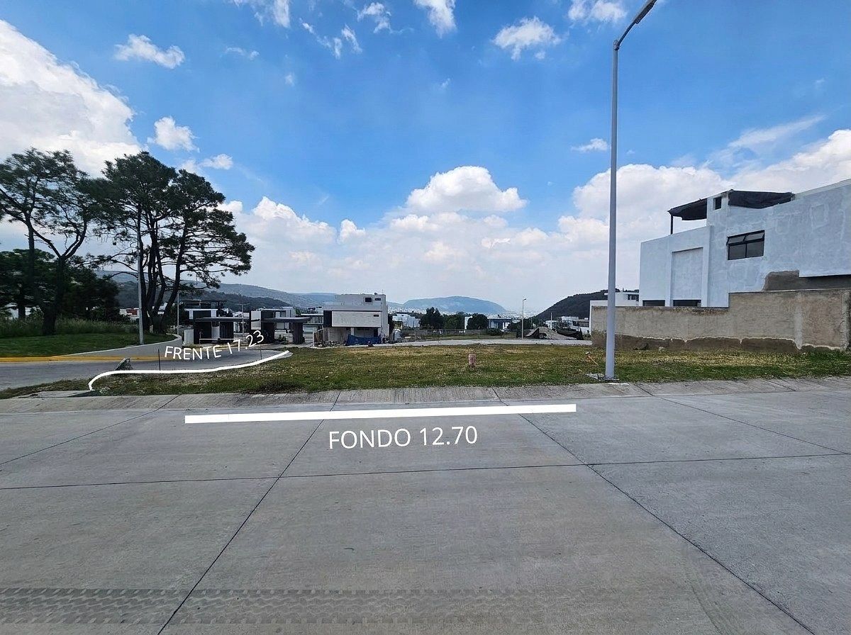 Lot in Los Robles Residencial, Zapopan, photo 2 of 9