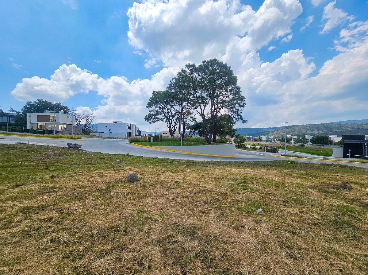 Lot in Los Robles Residencial, Zapopan, photo 6 of 9