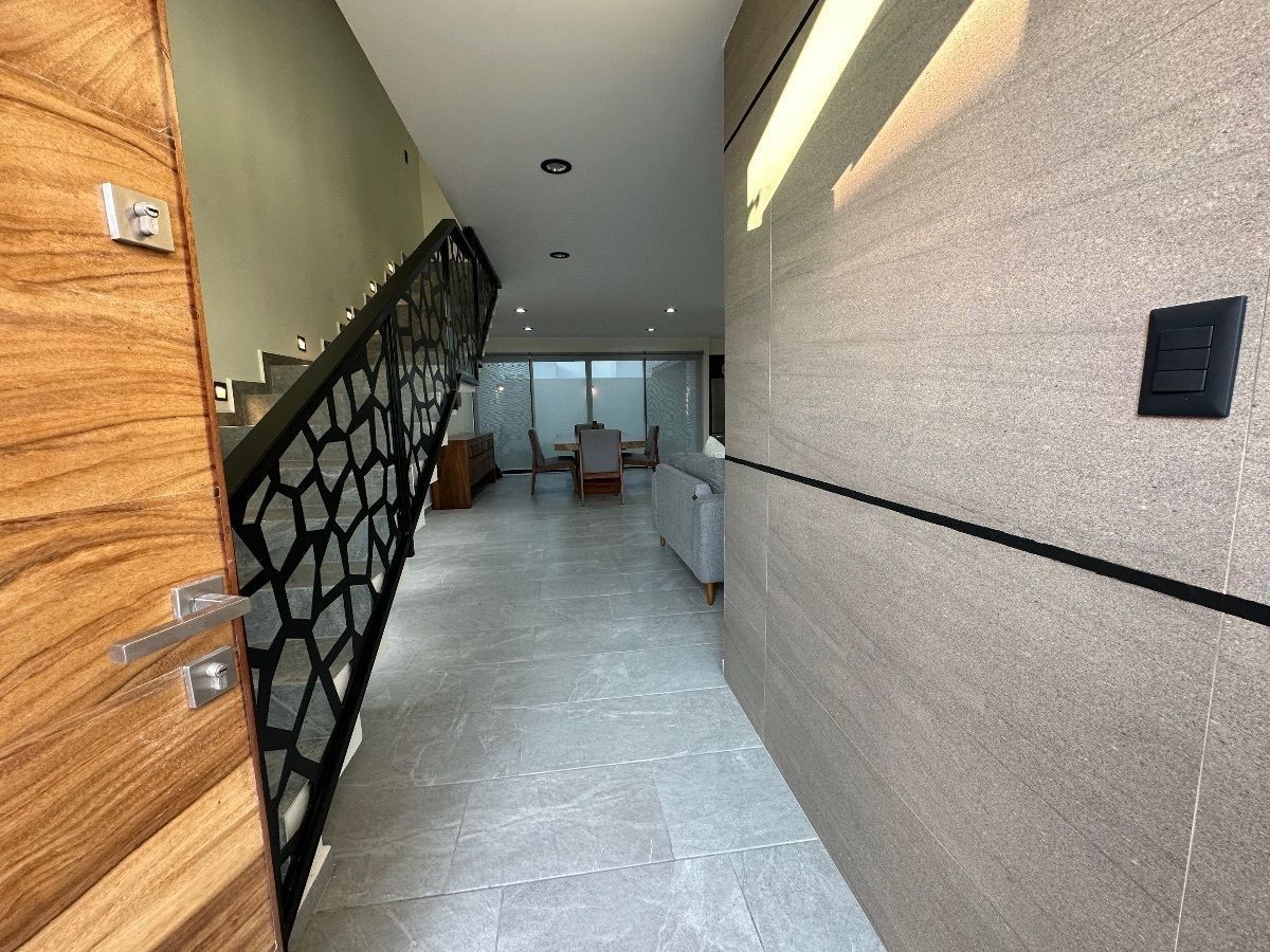 Linda casa para ALUGUEL completamente mobiliada! Zibatá, foto 1 de 26