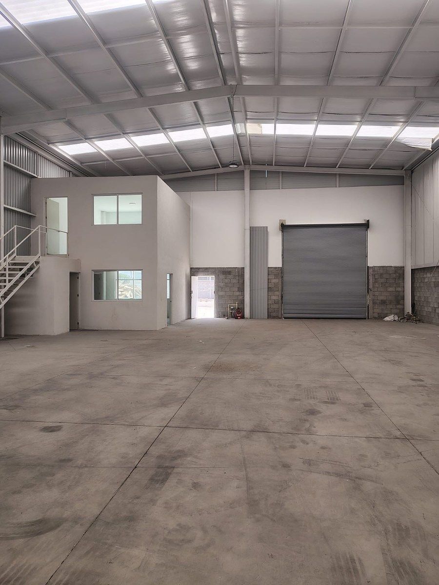 Renta de bodega Ind. Parque Ind. Salida Carr Qro-Celaya, foto 1 de 6