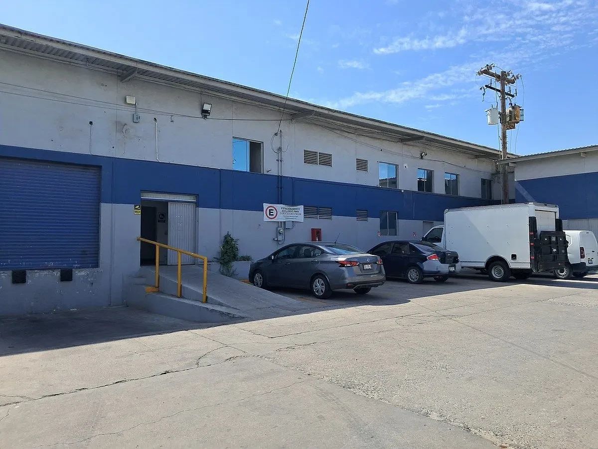 Galpão comercial em Gas y Anexas, Tijuana, foto 3 de 19