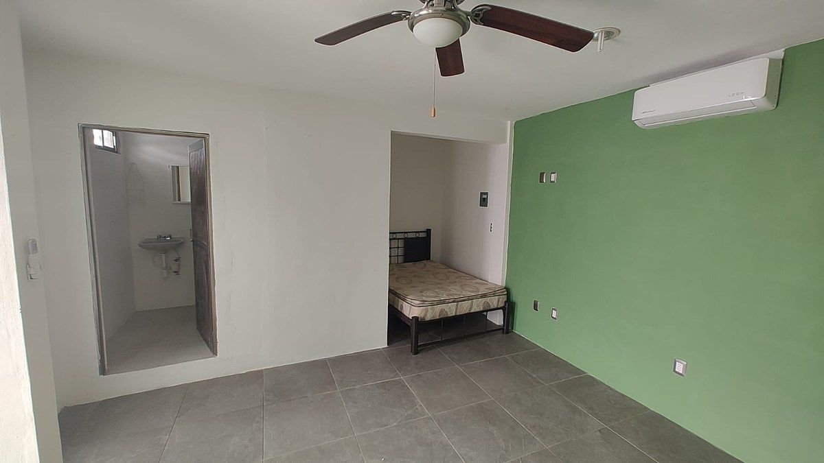 Office in San Román, Campeche, photo 5 of 9