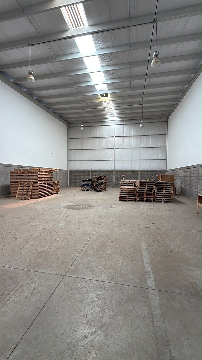 WAREHOUSES/ NAVETEC Industrial Park BETA, photo 1 of 11