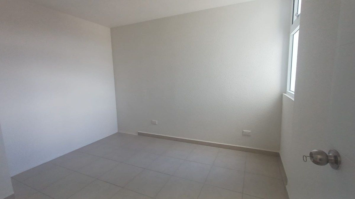 Zona 18, Apartamento en Renta, Edificio Vías San Rafael - Image 3