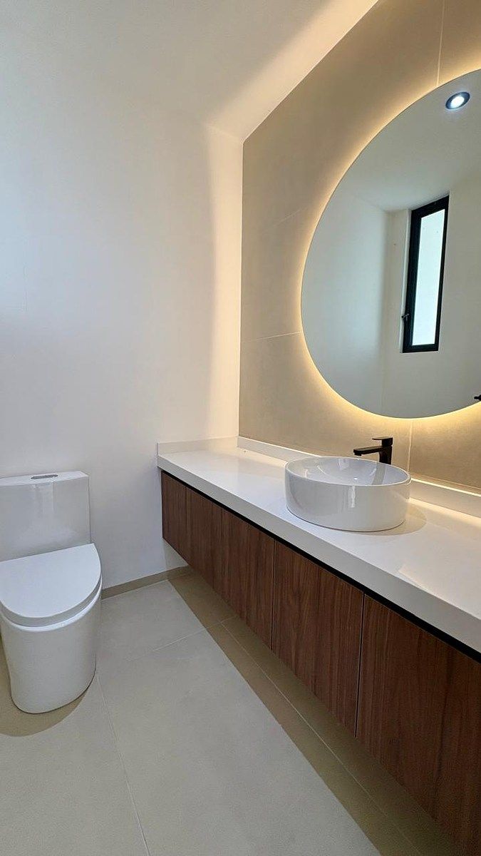 Medio baño visitas, foto 3 de 36