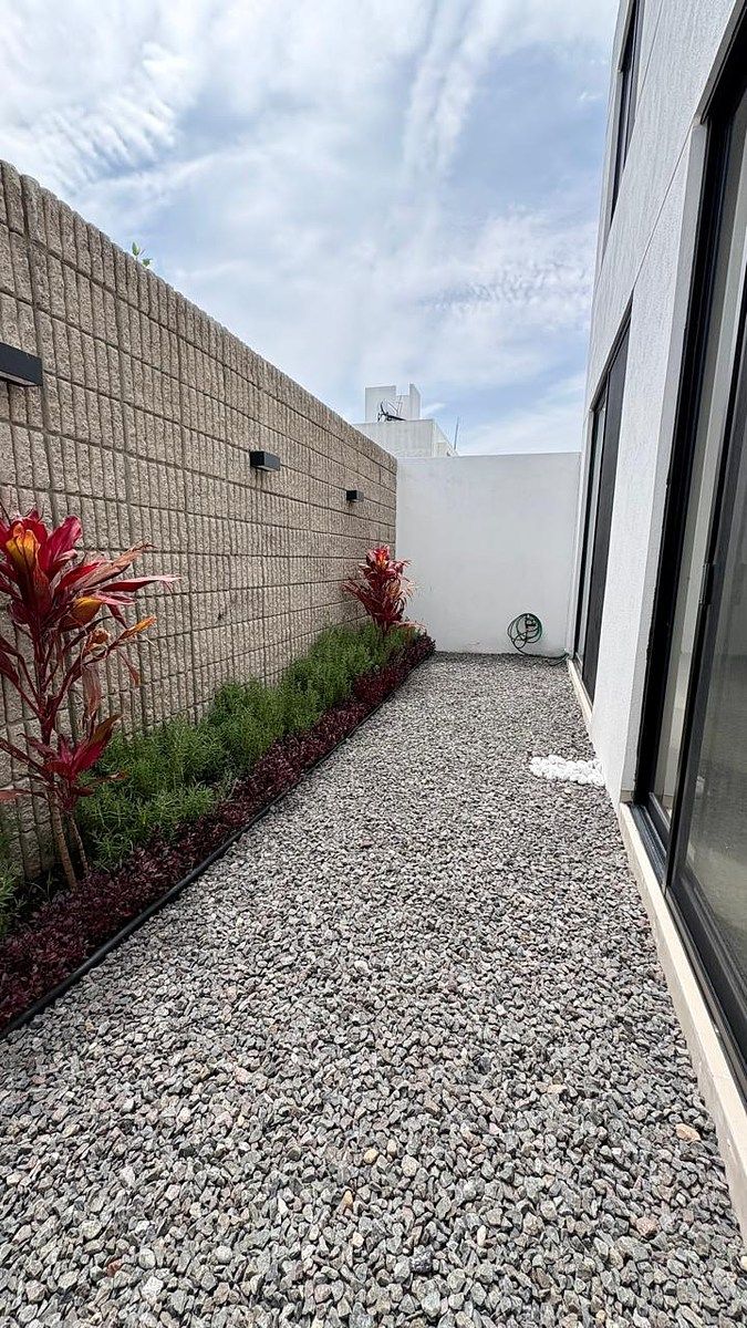 Jardín, foto 12 de 36