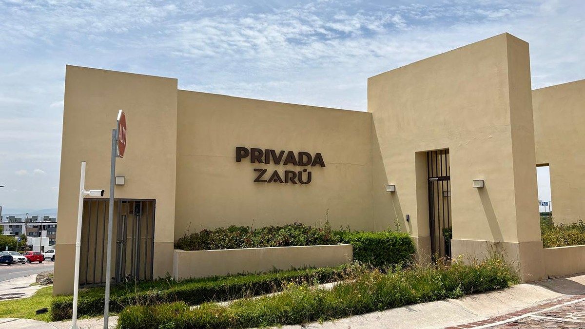 Caseta, foto 2 de 36