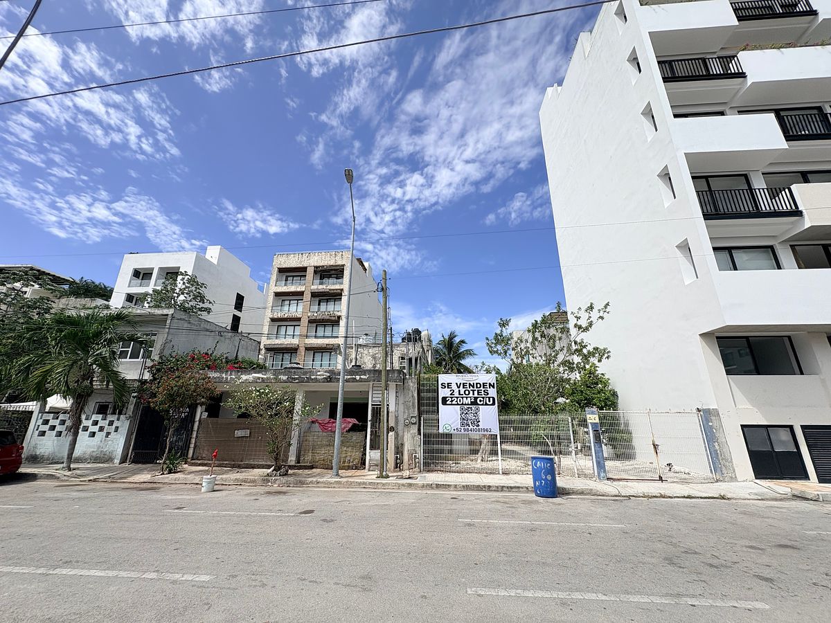 Colosio Lot 1 (60th Street), photo 1 of 6