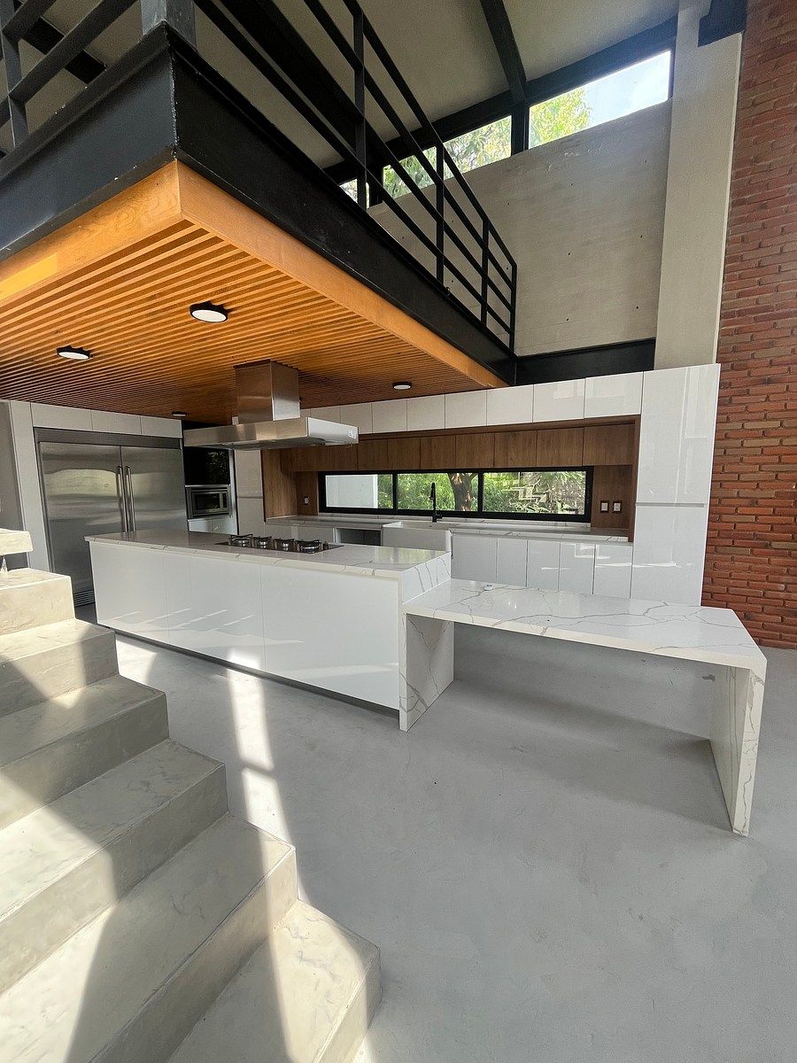 House in Gated Community in Bosque Real, Huixquilucan, photo 5 of 41