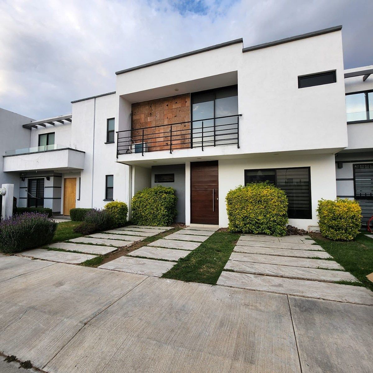 CASA EN VENTA EN RESIDENCIAL EL CIELO ( 4 RECAMARAS), foto 1 de 11