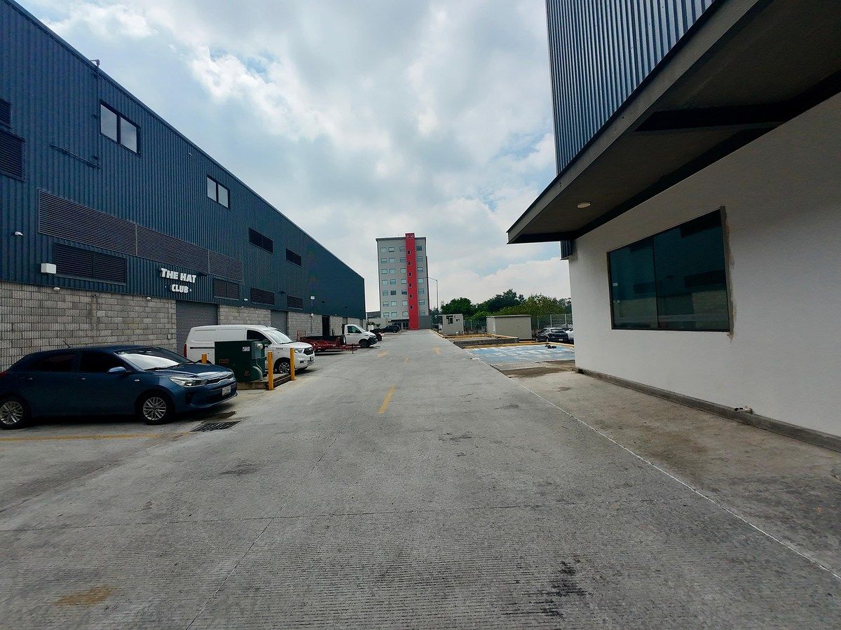 Prédio industrial em San Juan de Ocotan, Zapopan, foto 10 de 10