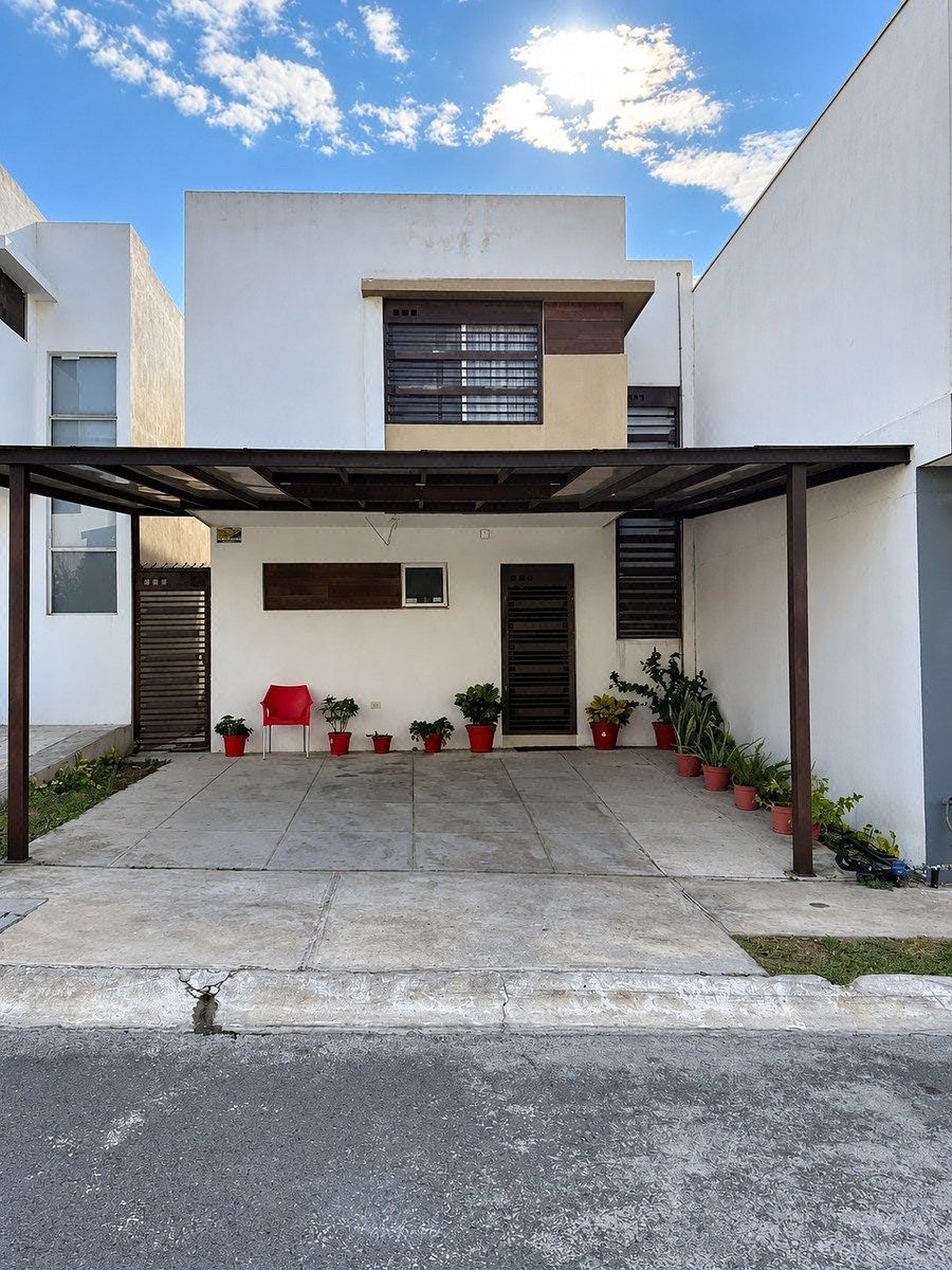 House for Rent in Cumbres Andará, García, Nuevo León, photo 1 of 23