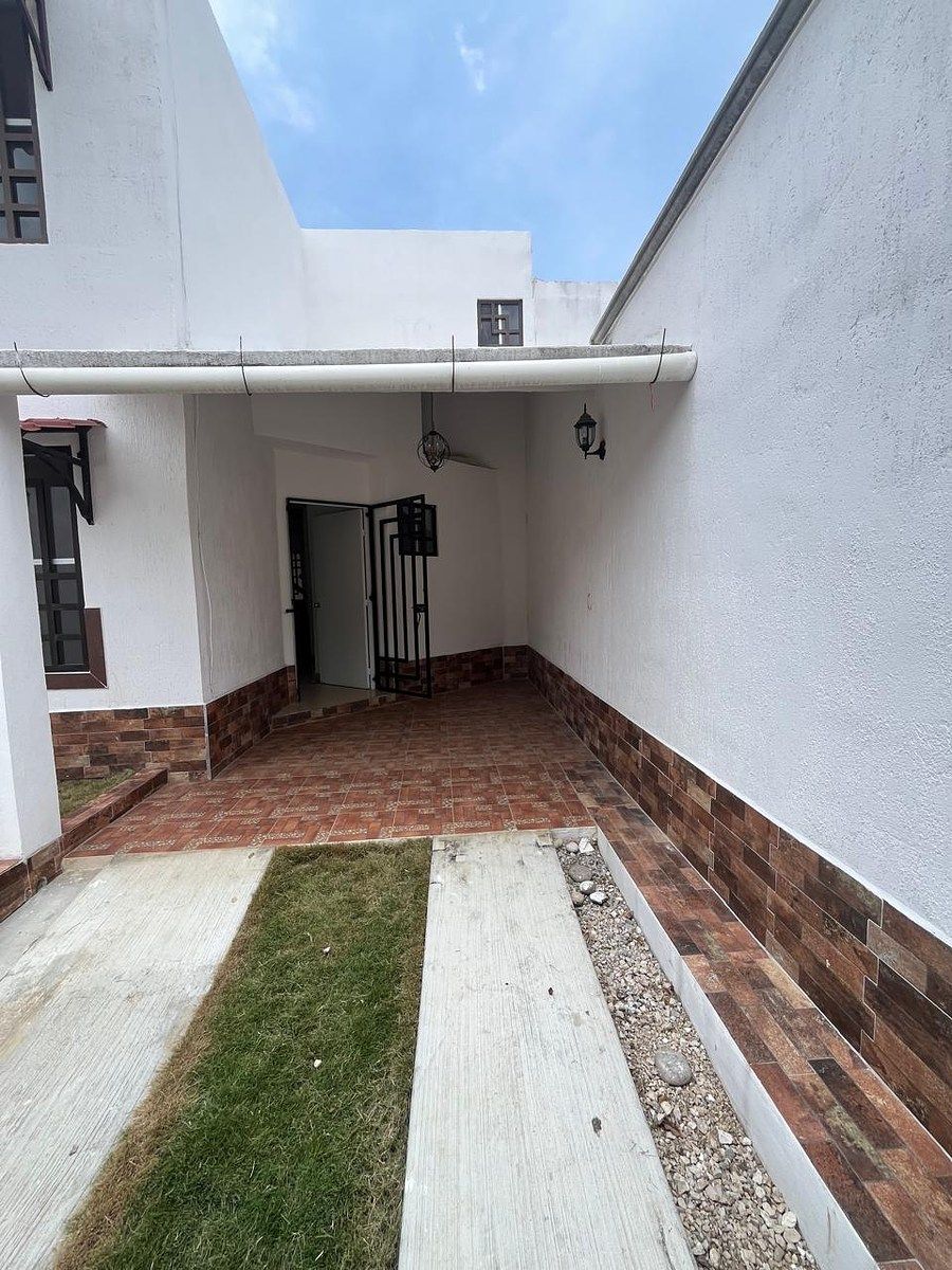 Casa en Lomas del Pedregal, Berriozábal, foto 2 de 22